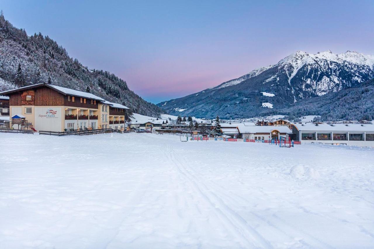 Apparthotel AlpenChalet Neukirchen am Großvenediger Esterno foto